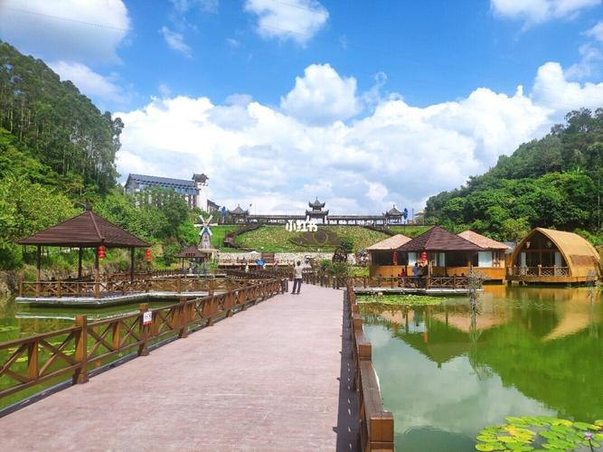 茂名信宜莲花湖一日游_一日游_十一去哪玩_风景_大众点评怎么样_信宜