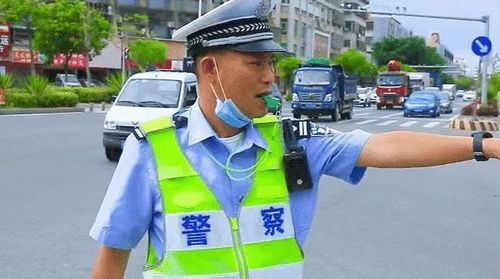 这首歌,送给所有的交警父亲