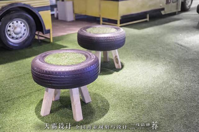 【有轮胎元素参与的休闲座椅设计】逛累了坐下来休息一下,看看沿途的