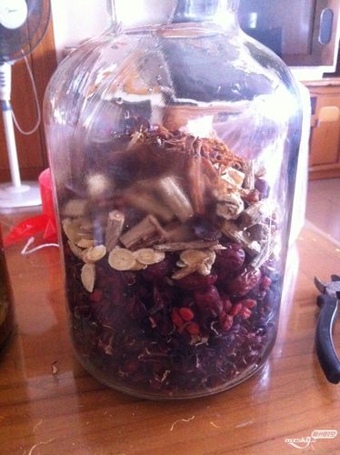 同事自己家里种的红桃k