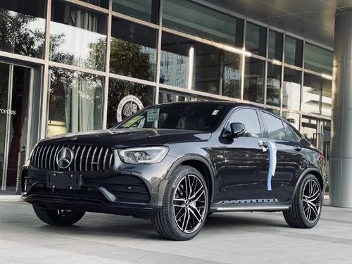 犀利的造型奢华的运动气场奔驰amgglc43coupe实车