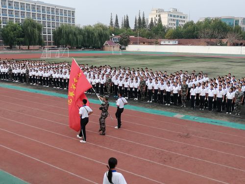 莱阳市第一中学军训掠影之汇演完美收官!