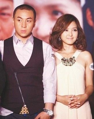 何洁老公赫子铭资料 何洁赫子铭奢华婚礼 何洁谈过几次恋