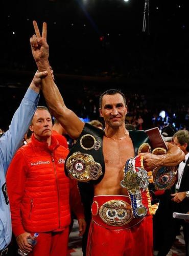 钢锤弗拉基米尔·克里琴科比赛瞬间高清