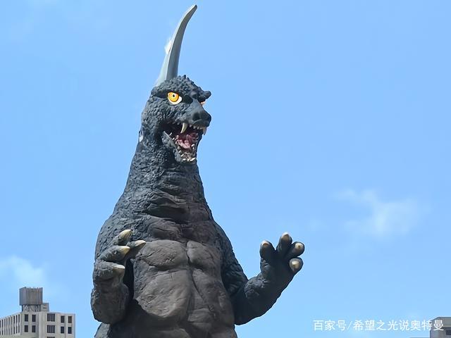 弗米格的咬合力很大,但颈部力量较小,仅能拖拽,不能将重物提起;能从