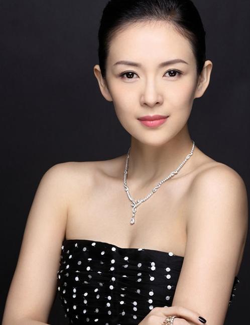 章子怡的个人生活经历?