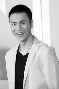 斥资3000万拍惊悚悬疑大片门陈坤短发亮相