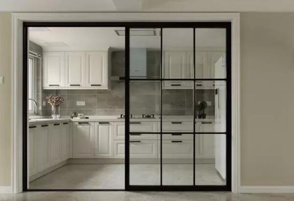 厨房门怎么选?分享10款精美设计,美观实用彰显档次