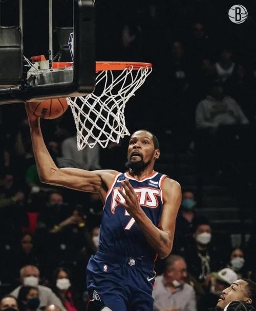 欧文复出机会归0篮网险被活塞逆转杜兰特打得太累了