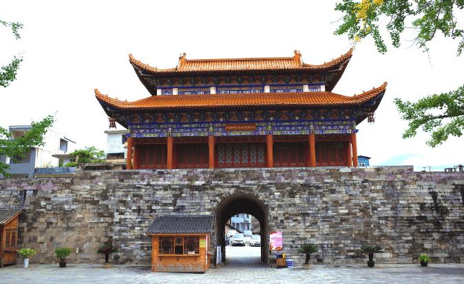 安龙县永历皇宫——安龙府试院 摄/贵阳张老者安龙招堤旅游景区安龙招