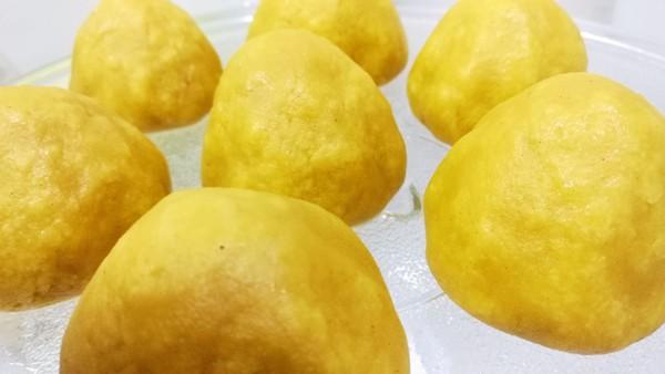 来枝迷谷的树芽子做的三合面窝窝头适合减肥三高人群