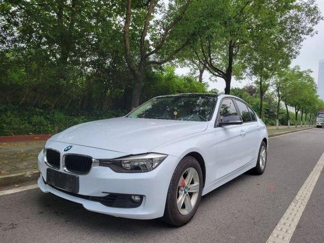 【杭州】2013年1月 宝马 宝马3系 2013款 320i 进取型 自动档