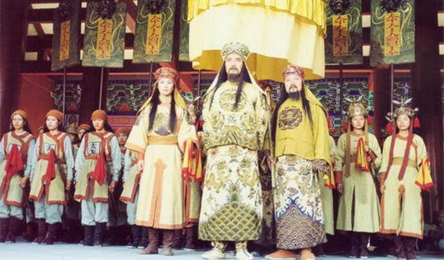 太平天国为什么灭亡?看看他"1正2700副"的构造就明白!