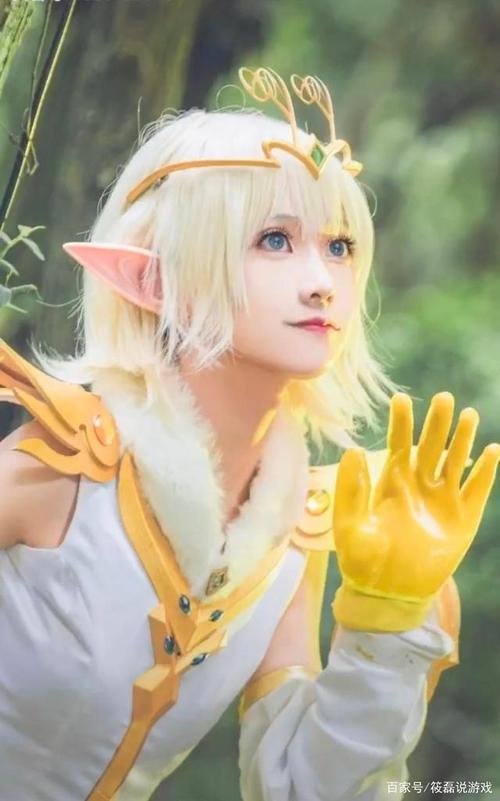 王者荣耀:真人小姐姐cos孙膑精灵王!