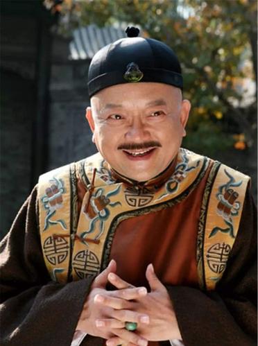 申花球迷将周军比作和珅:只要能保级,我们不在乎你还做了什么