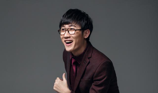 继dnf第一人欲离开龙珠直播后,cf第一人白鲨也表示和平分手!