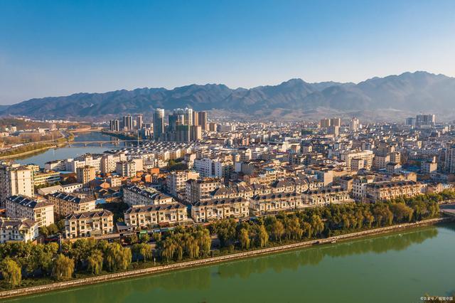 话说汽车名城湖北十堰市
