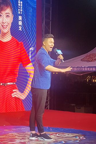 《梨园春》明星擂主王振强的表演瞬间