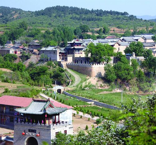  p>柳氏民居,位于山西 a target="_blank" href="/item/晋城市/527175