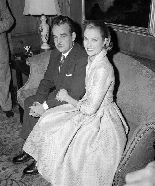 摩纳哥王妃格蕾丝凯利她的11张美照惊艳了一个世纪