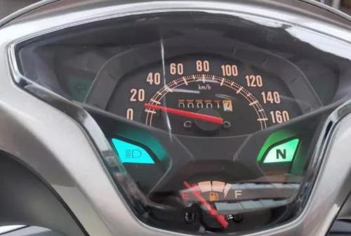 实拍雅马哈新车:凌骏t115,百公里