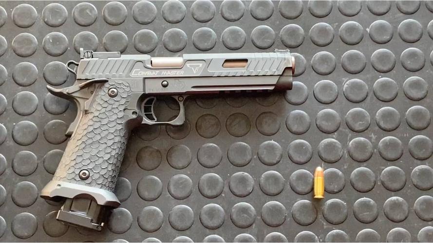 john wick的枪:塔兰战术"战斗大师"(sti)2011