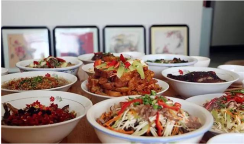 平江传承了几千年的美食 "呷情席"——平江十大碗