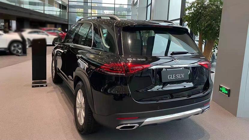 说起豪华中大型suv,奔驰gle是一款绕不开的车型.