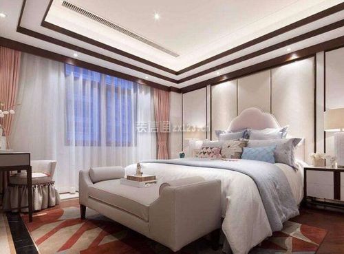 公司动态    吊顶的选择一般是根据层高和整个房间的大小来决定的