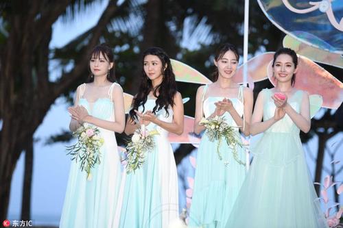 5月15日,付辛博与颖儿在巴厘岛举行婚礼.