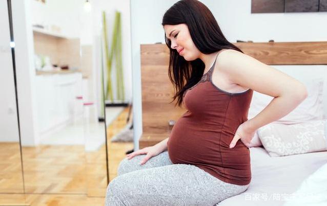 90后妈妈怀孕三胞胎,肚子大到无法行走,真辛苦