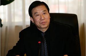 1968年 a>北京钢铁学院 /a>冶金机械业大学毕业.