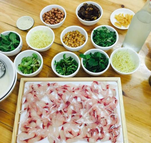 梅州美食——五华鱼生