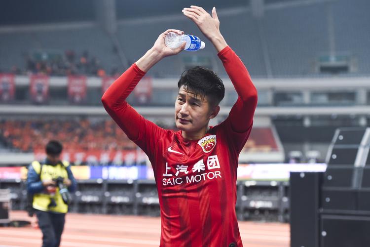 于海代表上港出战中超百场 家乡登场意义非凡