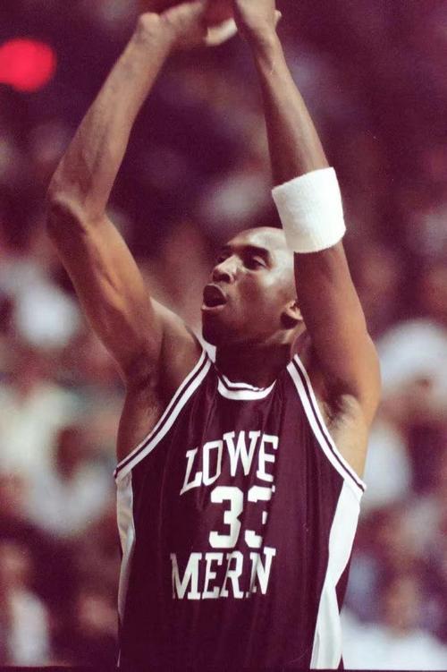 科比高中时刻33