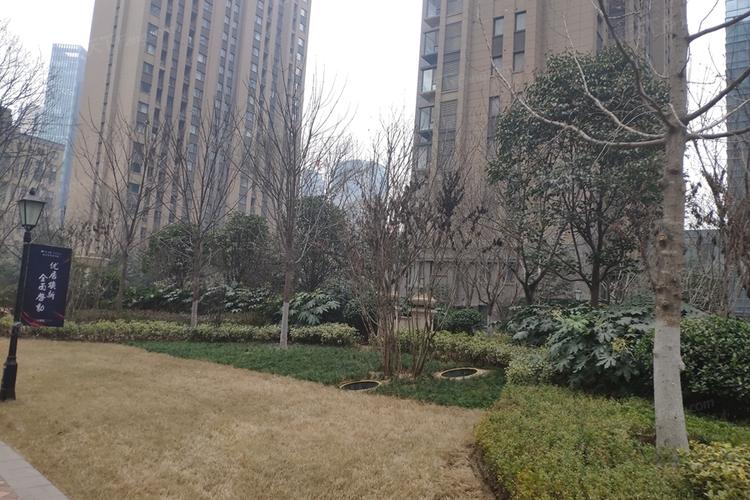 西安保利拉菲公馆怎么样保利拉菲公馆房价物业交通配套解析