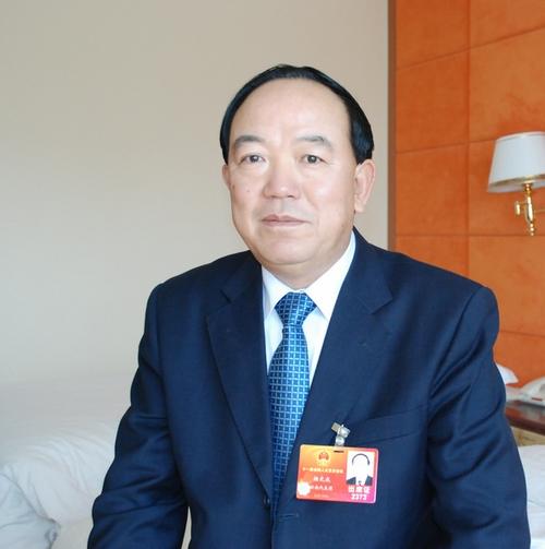 二,云南省统计局原党组书记,局长姚堂文  ,在担任砚山县委书记,文山