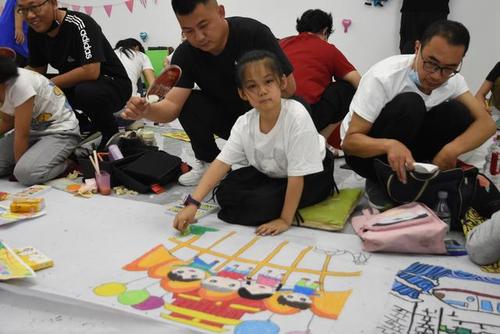 "童心爱党画祖国":庆"六一"少儿百米长卷绘画比赛活动在邯郸市青少年