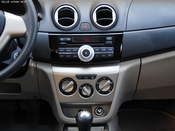 长安汽车 悦翔v3 2012款 1.3l 手动豪华型 国v