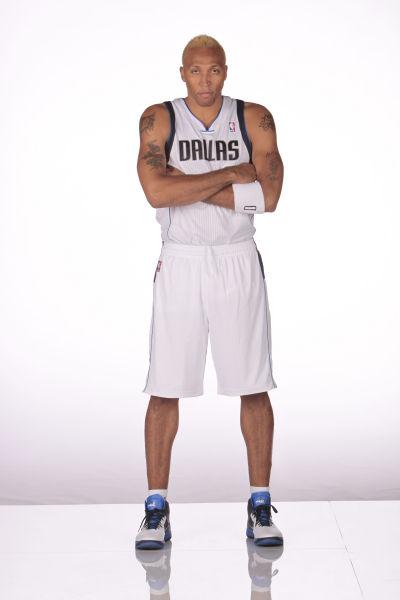 图文-小牛举行新赛季媒体日活动 肖恩-马里昂