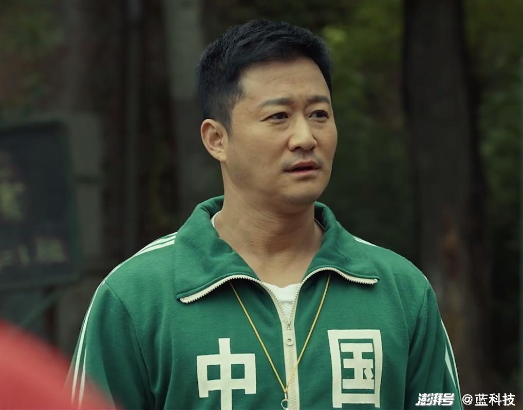 东京奥运会吴京带火的运动服让梅花重回时尚巅峰