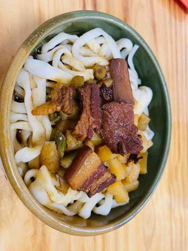 李氏灵寿腌肉面-"冲着网评和于大爷来吃的[撇嘴][撇嘴] .