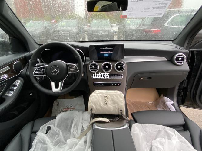 glc260l豪华 月光石灰 选内饰_咖啡_梅赛德斯-奔驰怎么样_搭配_奔驰