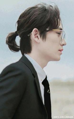 朱一龙高清无水印美图