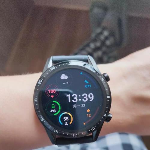 实测华为gt2e怎么样,对比gt2去掉了一些鸡肋的功能,哪个好?