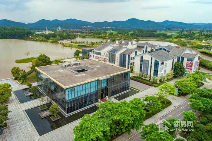 肇庆绿地樾湖小镇以后发展怎么样?绿地樾湖开发商售楼