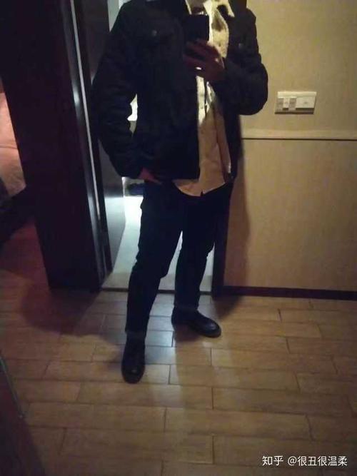 男生180斤身高182cm是什么样子?