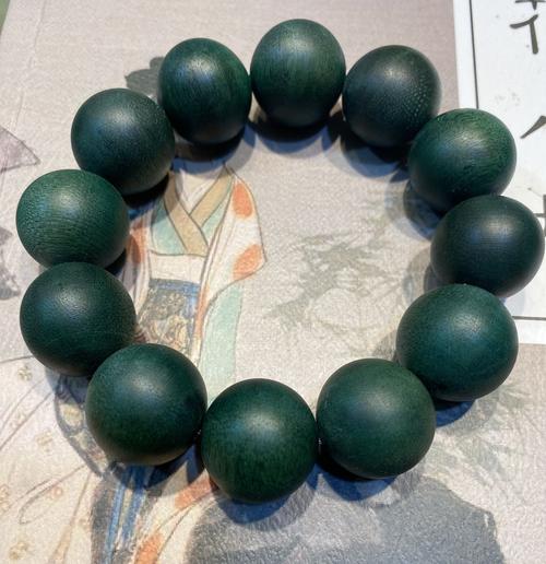 厂家直供莺歌绿奇楠沉香手串香韵清甜念珠文玩佛珠男女盘玩手链