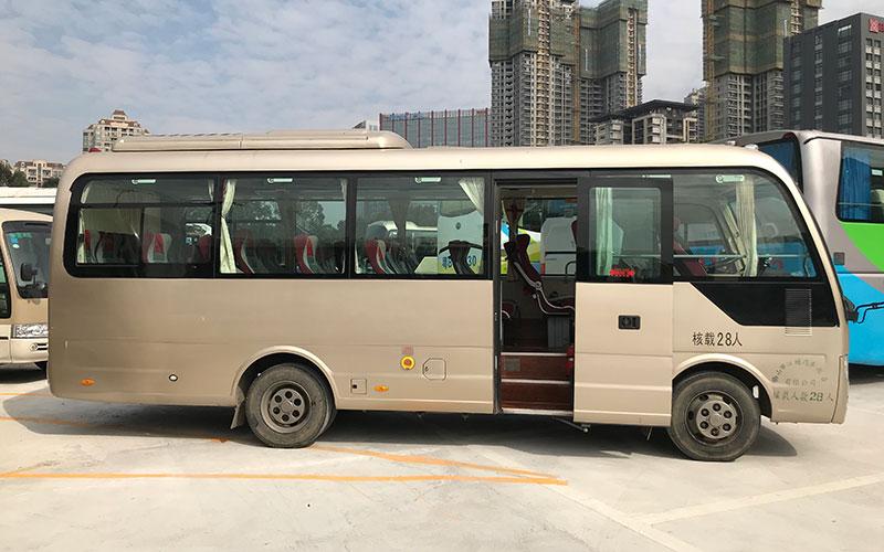 车型报价> 28座宇通商务中巴