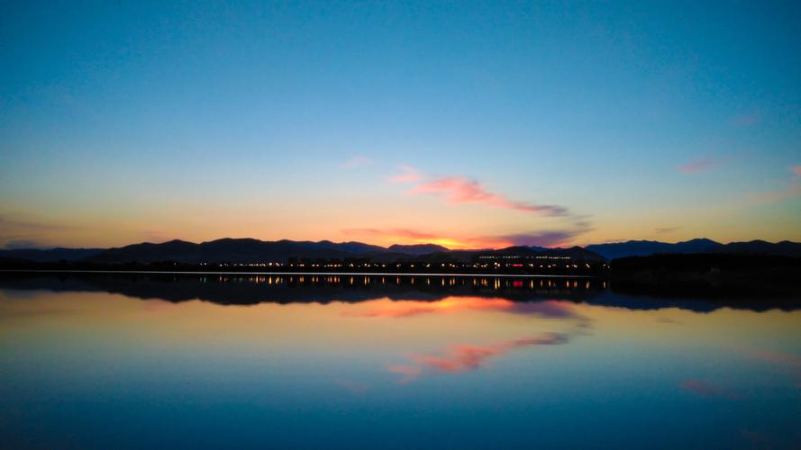 下河湾夜景(手机拍摄)